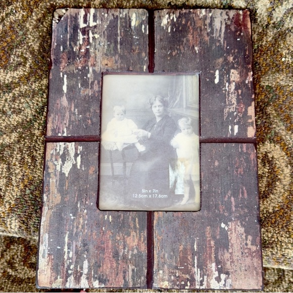 RUSTIC FARMHOUSE 5x7 Large Barnwood Style Photo Frame Picture Frame 9.5”x13” - Picture 2 of 13